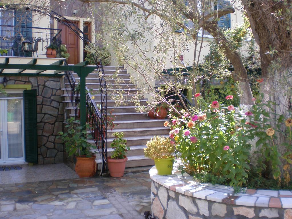 Vasiliki Studios Petra  Exterior photo
